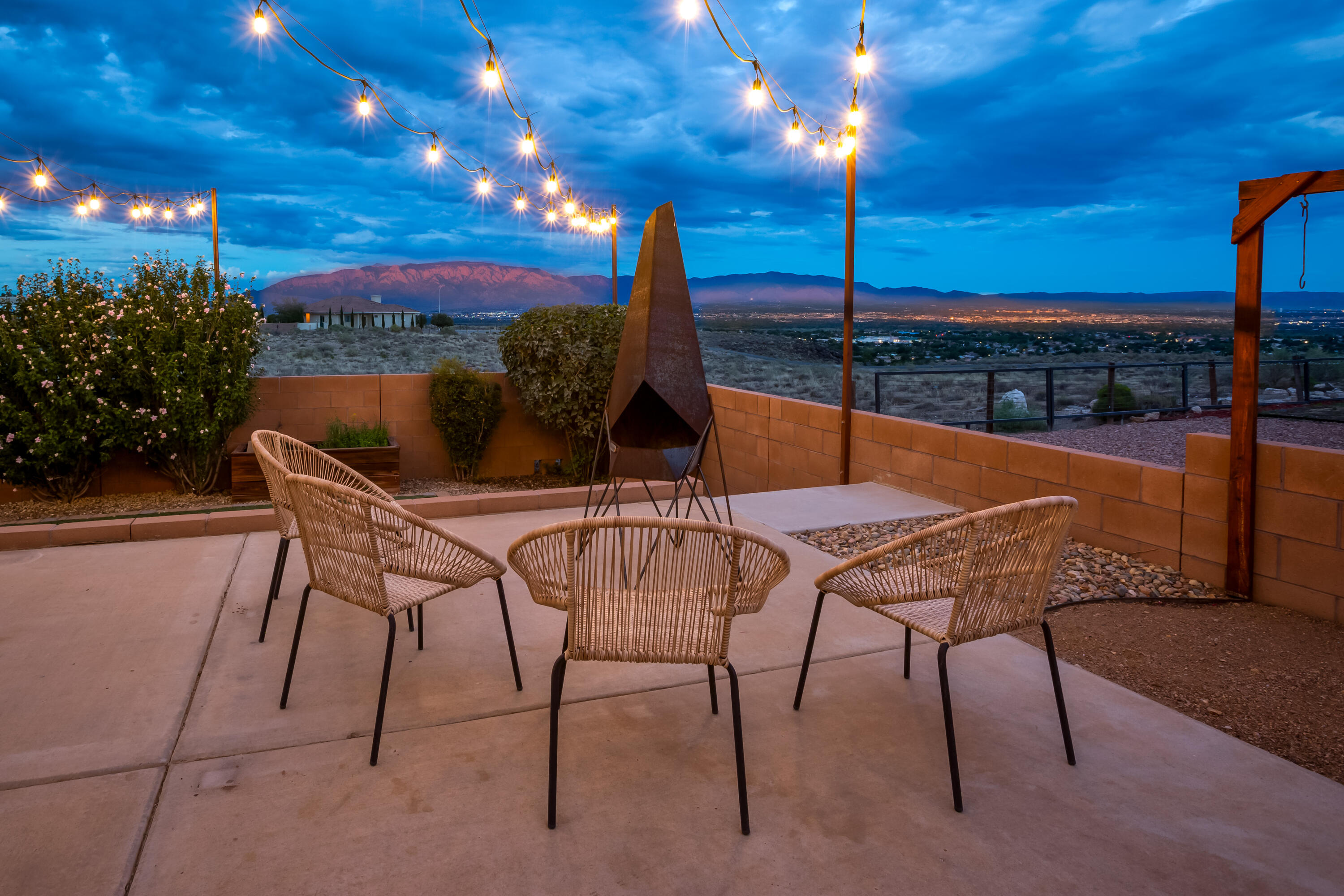 Photo 2 of Sale Pending at 7832 Urraca St NW, Albuquerque, NM 87120 | MLS# 1110765 | Listing updated on 2026-09-12