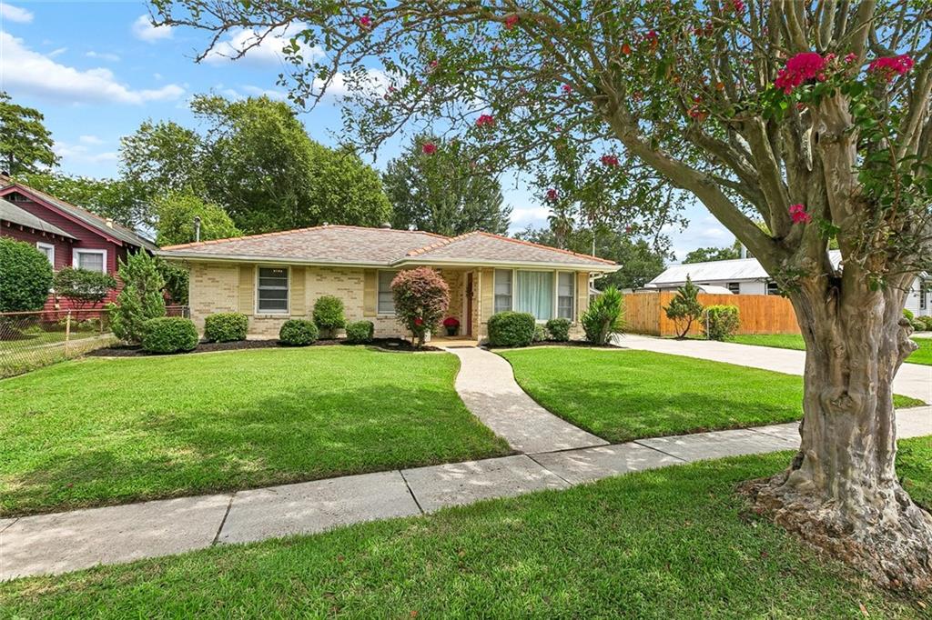 Photo 2 of Single family home for sale at 309 Highway Dr, Jefferson, LA 70121 | MLS# 2576558 | Listing updated on 2026-09-15
