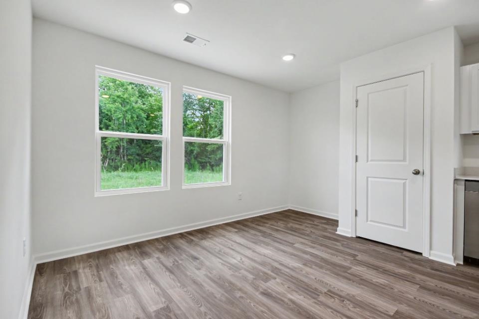 Photo 4 of Single family home for sale at 111 Cottonwood Pl, Tabor City, NC 28463 | MLS# 2622479 | Listing updated on 2026-10-07