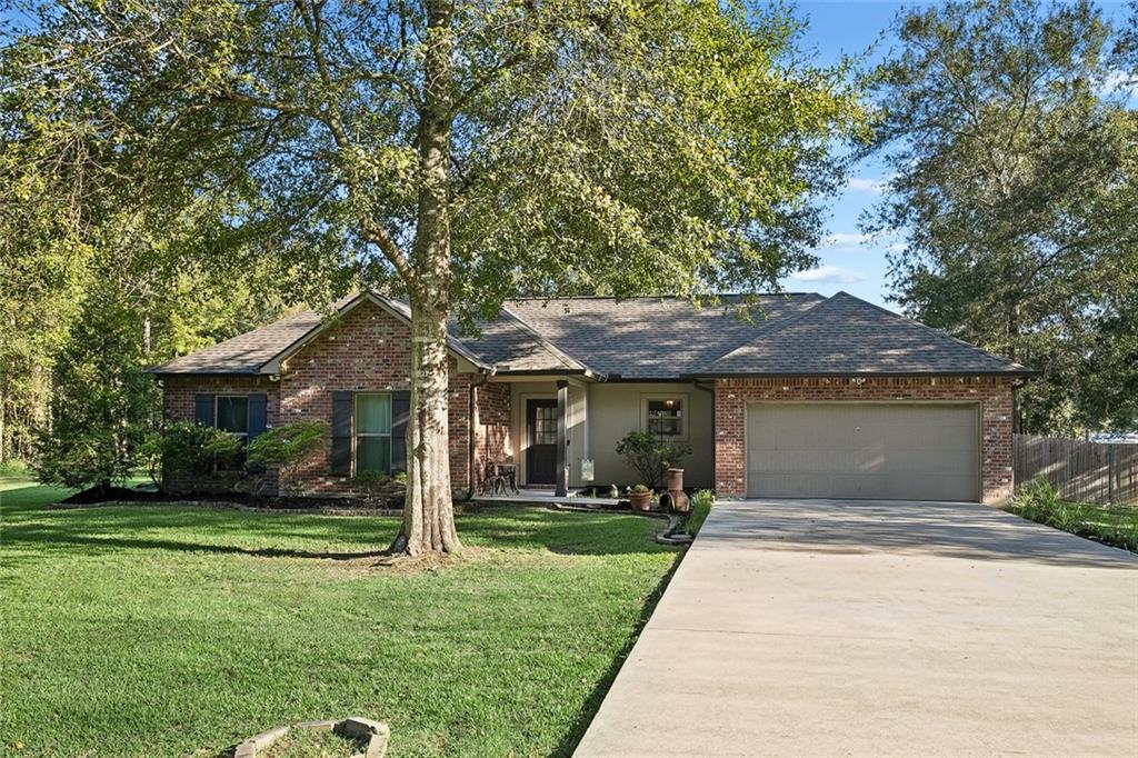 Photo 1 of Single family home for sale at 42704 Brown Rd, Ponchatoula, LA 70454 | MLS# 2576573 | Listing updated on 2026-09-11