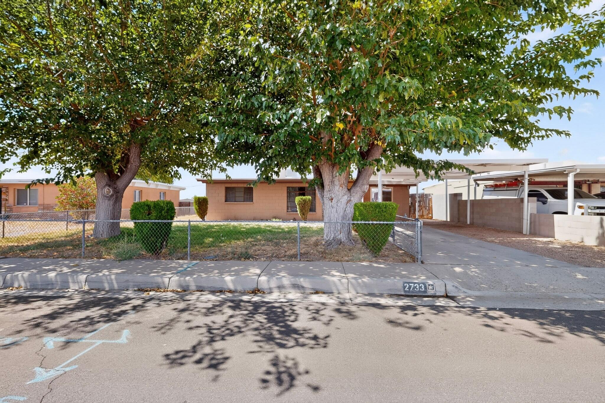 Photo 2 of Single family home for sale at 2733 Indiana St Ne, Albuquerque, NM 87110 | MLS# 1110823 | Listing updated on 2026-09-11