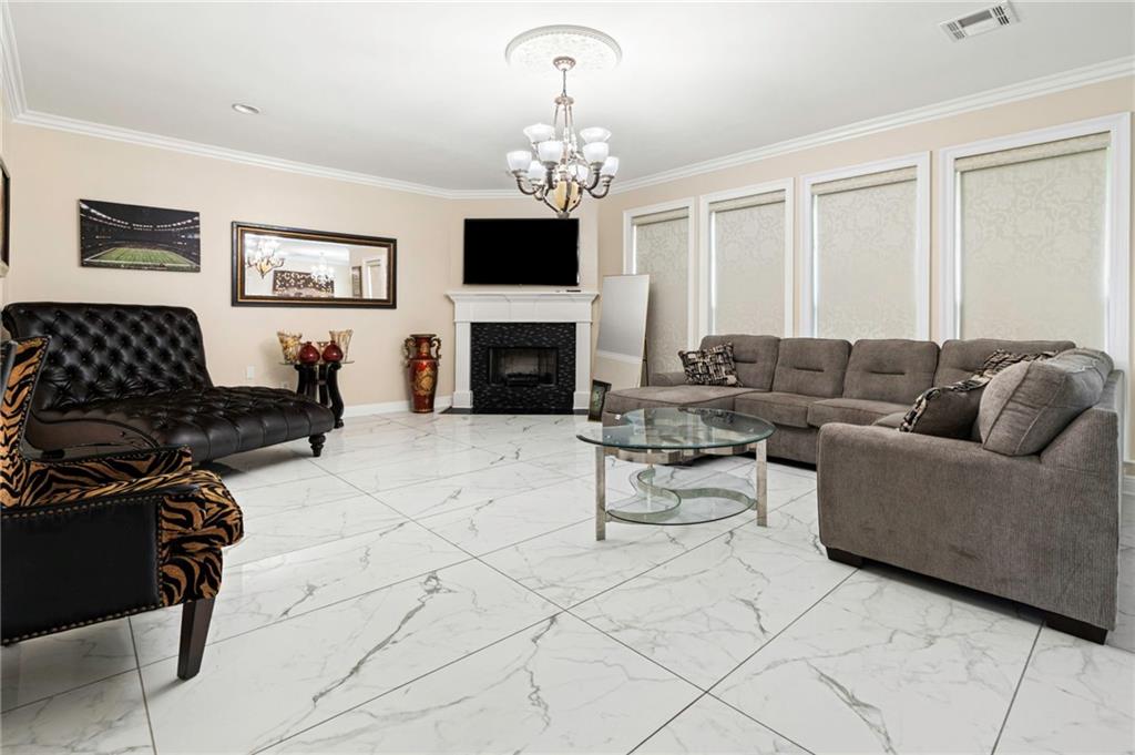 Photo 3 of Single family home for sale at 4057 Turtle Byp Dr, Kenner, LA 70065 | MLS# 2576852 | Listing updated on 2026-09-12