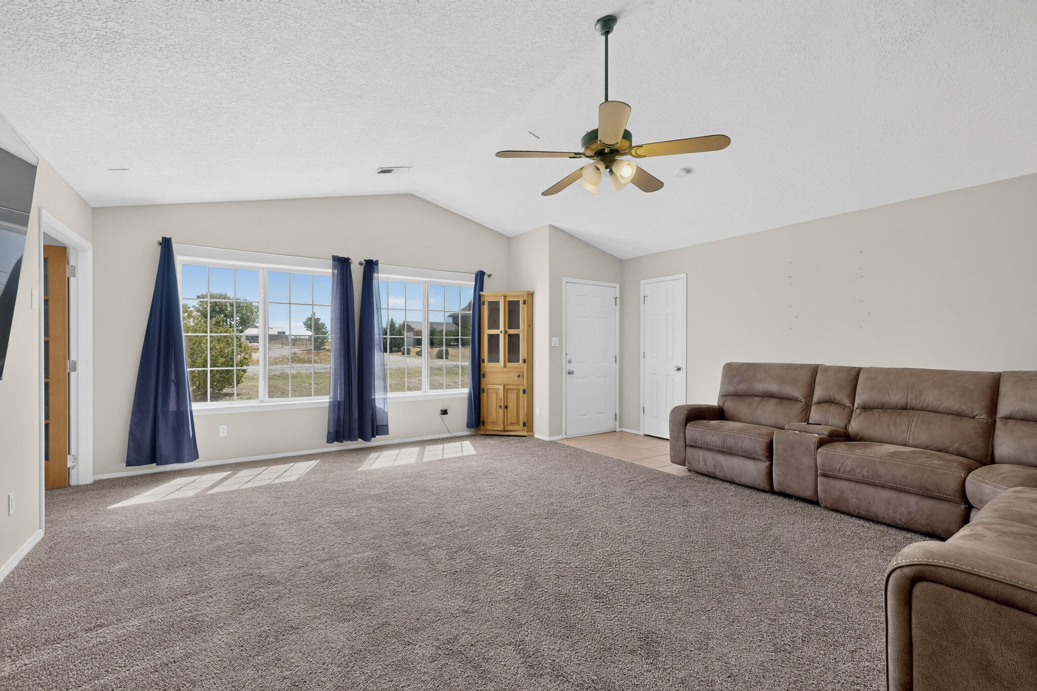 Photo 4 of Single family home for sale at 1 Joshua Ct, Edgewood, NM 87015 | MLS# 1110877 | Listing updated on 2026-09-17