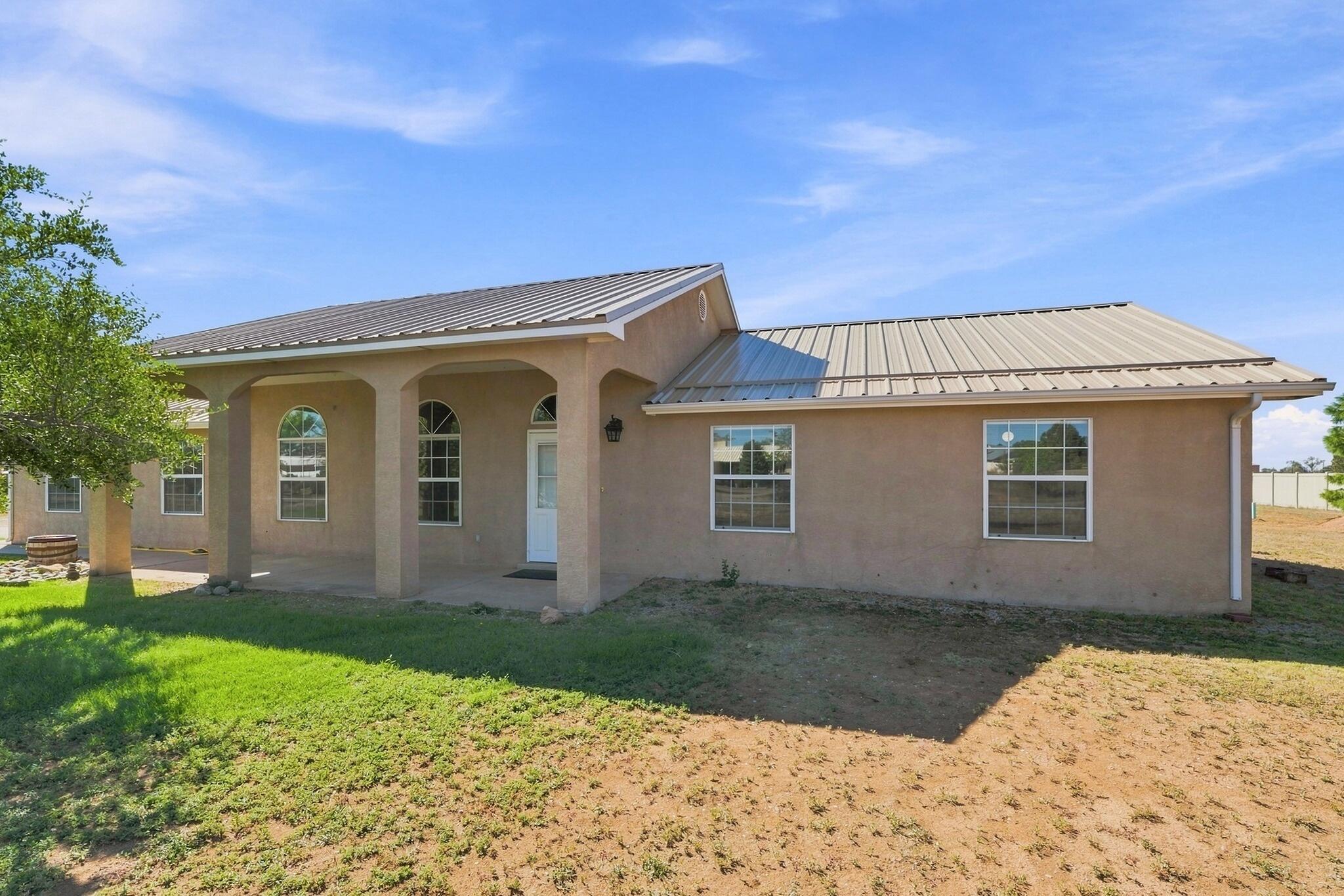 Photo 2 of Single family home for sale at 15 Fence Post Dr, Moriarty, NM 87035 | MLS# 1110902 | Listing updated on 2026-09-18
