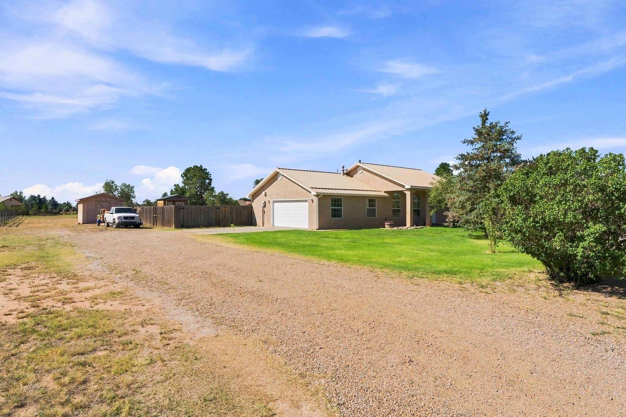 Photo 3 of Single family home for sale at 15 Fence Post Dr, Moriarty, NM 87035 | MLS# 1110902 | Listing updated on 2026-09-18