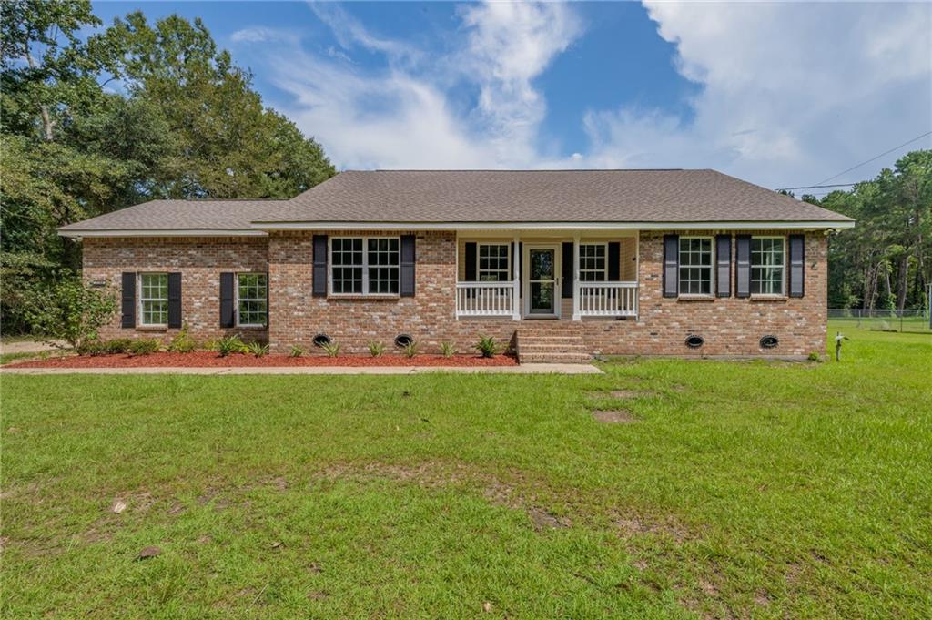 Single family home for sale at 21348 Old Covington Hwy, Hammond, LA 70403 | MLS# 2576841