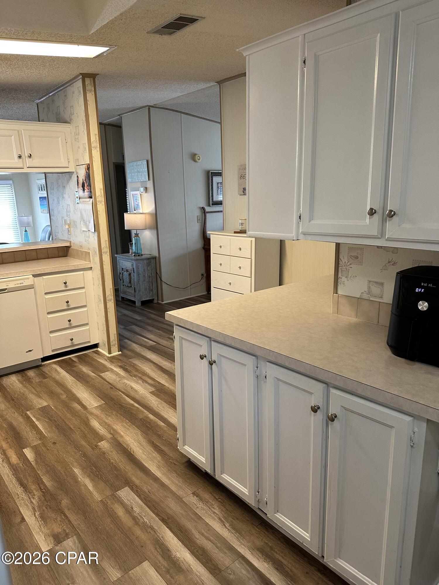1679 Acre Circle, Panama City Beach, FL 32407 thumbnail, photo 21 of 34