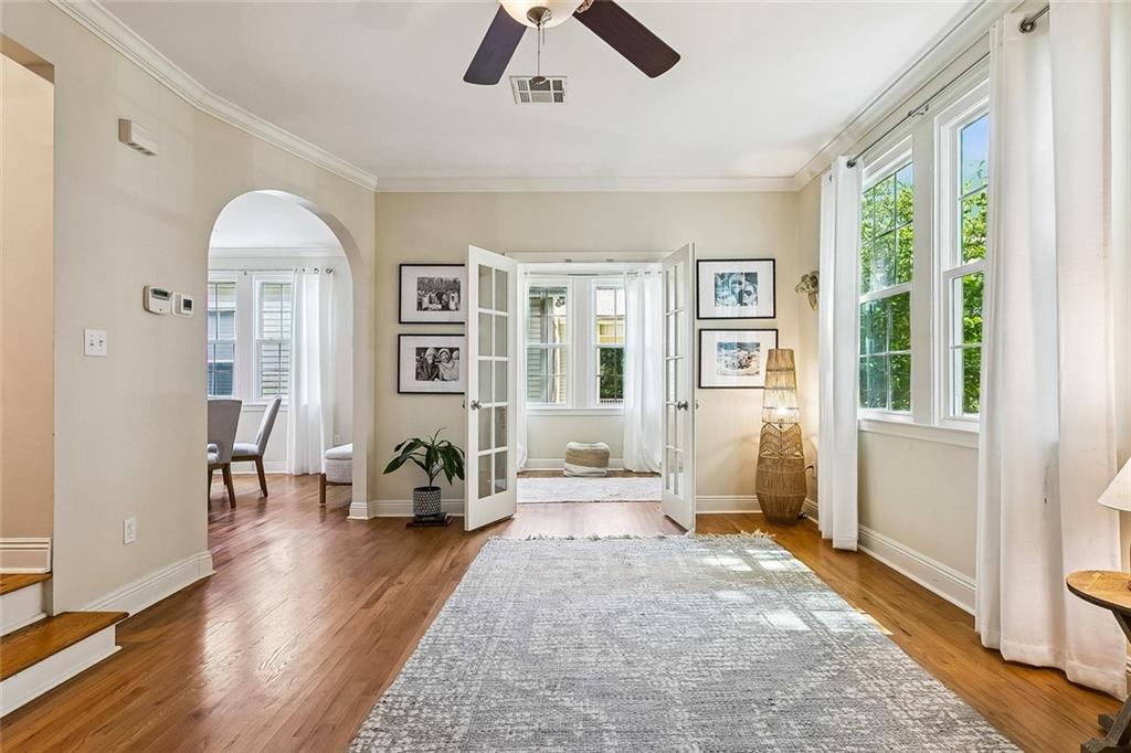 Photo 3 of Single family home for sale at 5870 Vicksburg St, New Orleans, LA 70124 | MLS# 2575261 | Listing updated on 2026-09-17