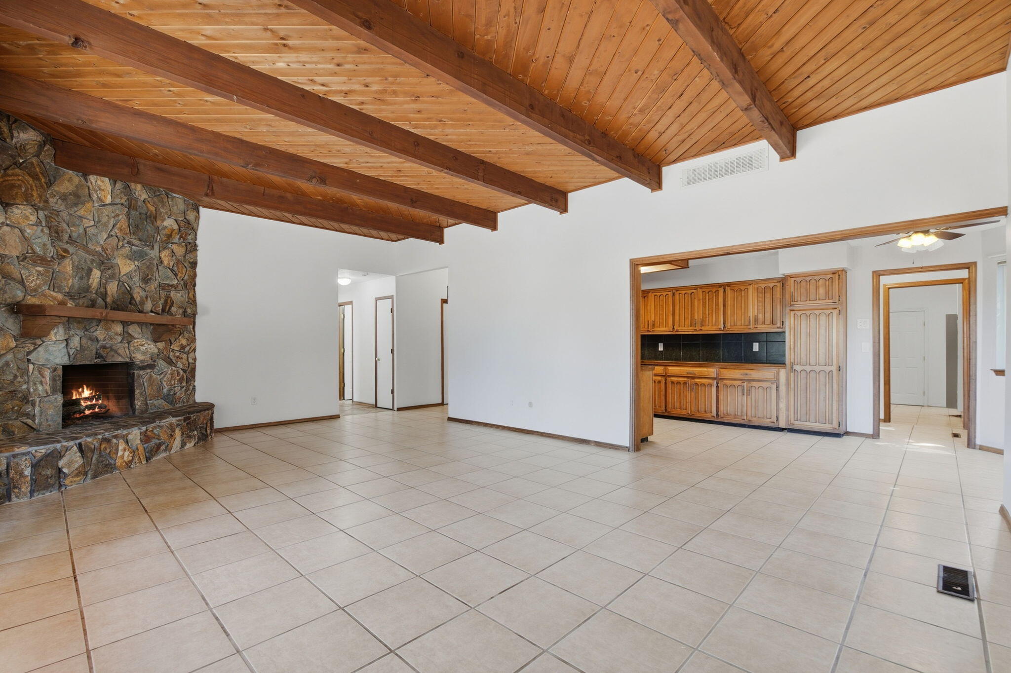 Photo 4 of Single family home for sale at 7309 Capulin Rd NE, Albuquerque, NM 87109 | MLS# 1110971 | Listing updated on 2026-09-16
