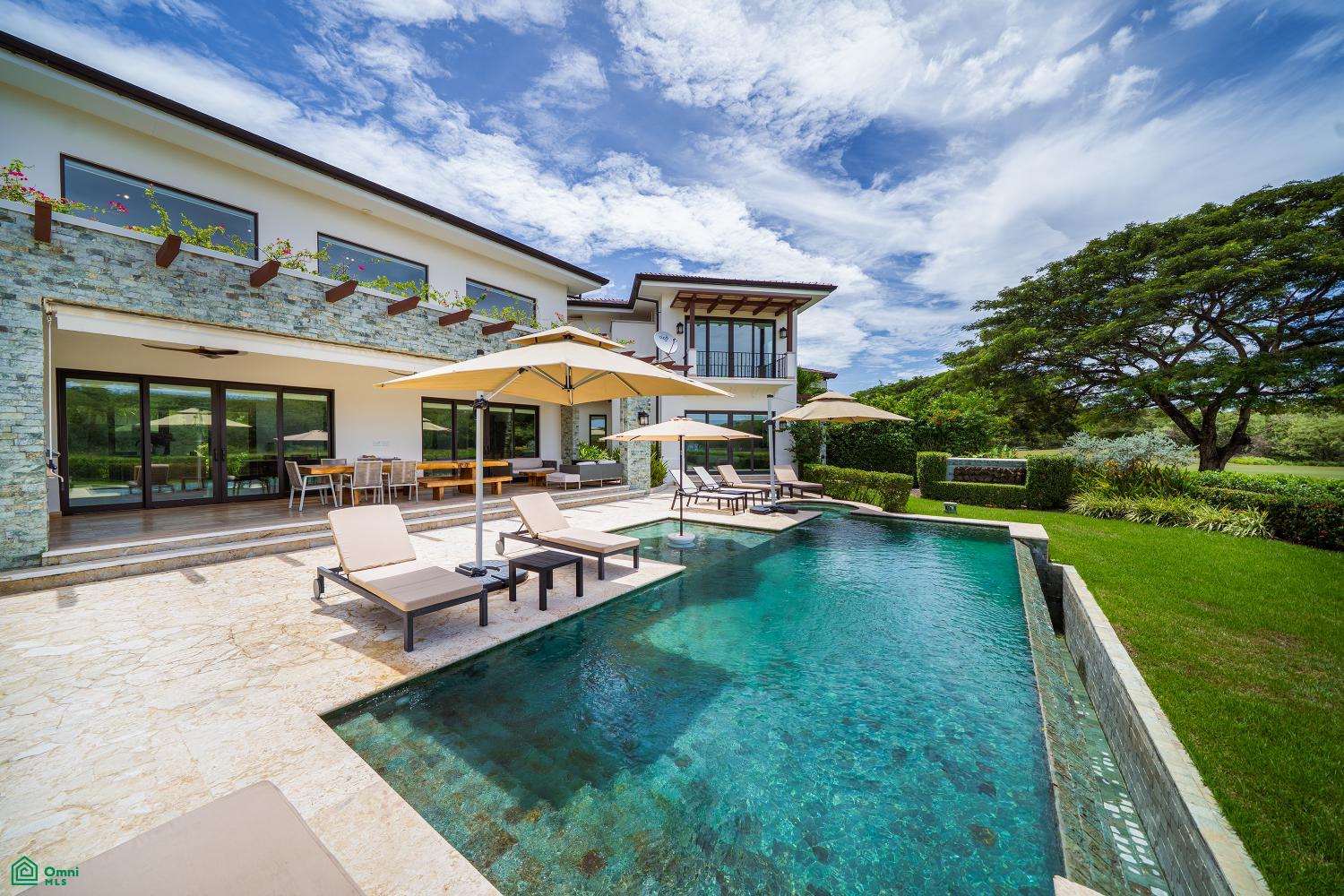6 bed Single Family Homes For Sale in Tamarindo, Guanacaste - 1
