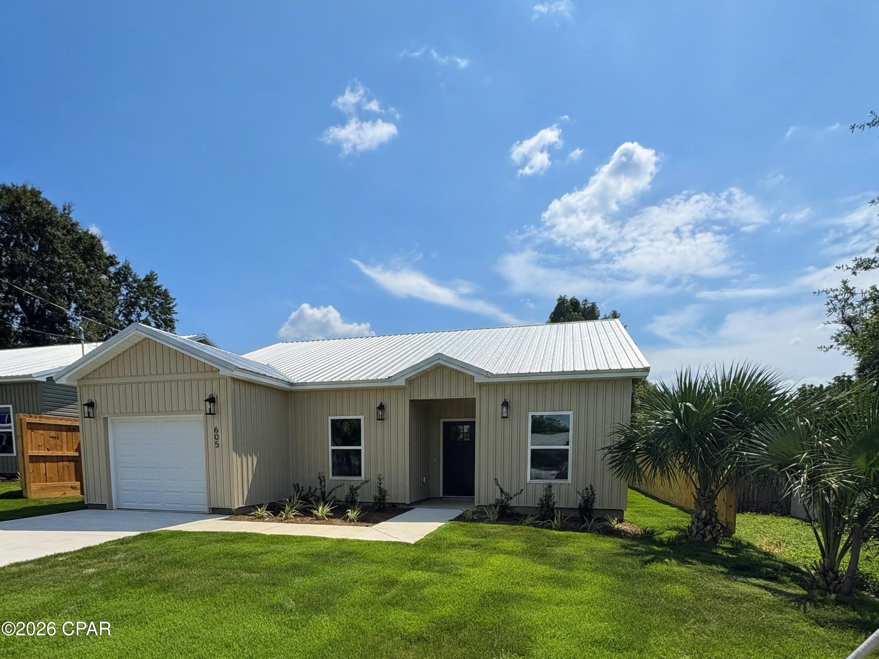 Photo 1 of Single family home for sale at 605 Garden Clb Dr, Panama City, FL 32401 | MLS# 795427 | Listing updated on 2026-09-16