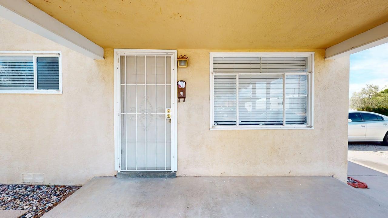 Photo 2 of Sale Pending at 4600 Zuni Rd Se, Albuquerque, NM 87108 | MLS# 1111038 | Listing updated on 2026-09-18