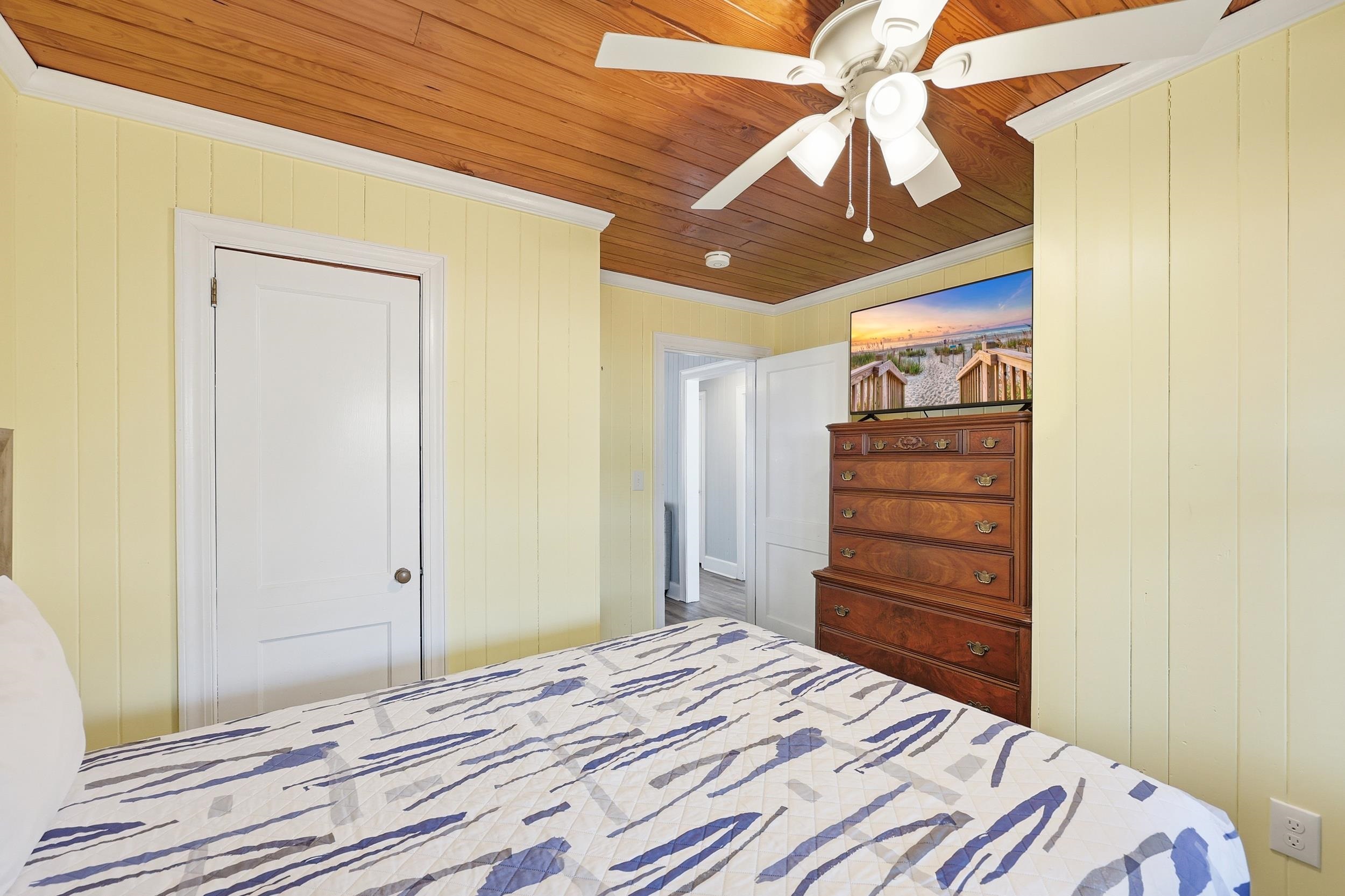 2622855 | Photo 44