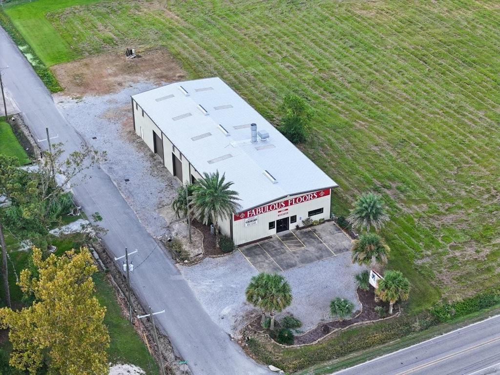 3001 Country Club Road — photo 3