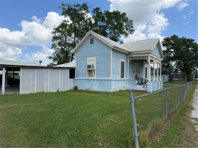 Photo 3 of Single family home for sale at 200 W Olive St, Amite, LA 70422 | MLS# 2577542 | Listing updated on 2026-09-17