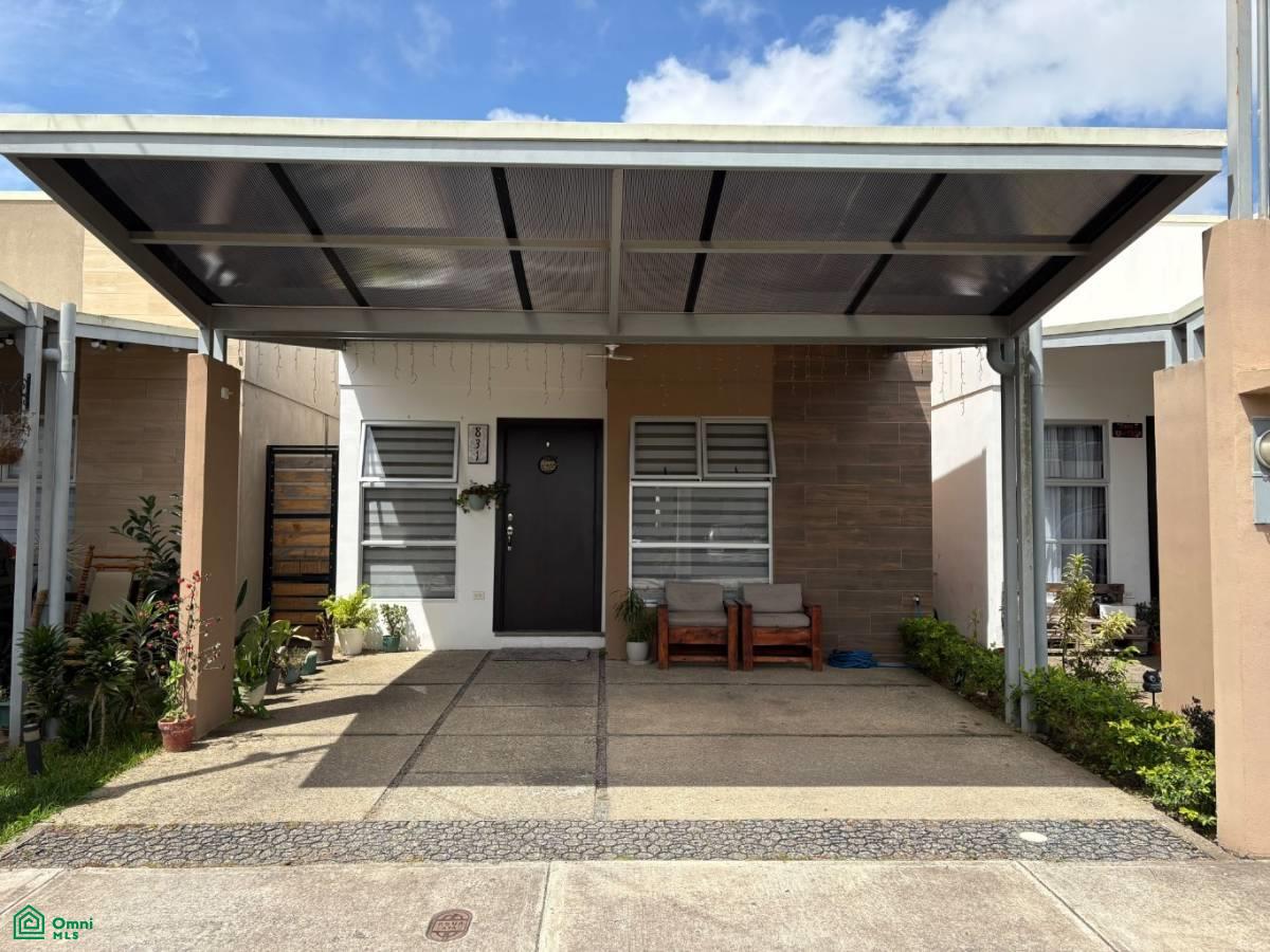 2 bed Single Family Homes For Sale in , Cartago - 1