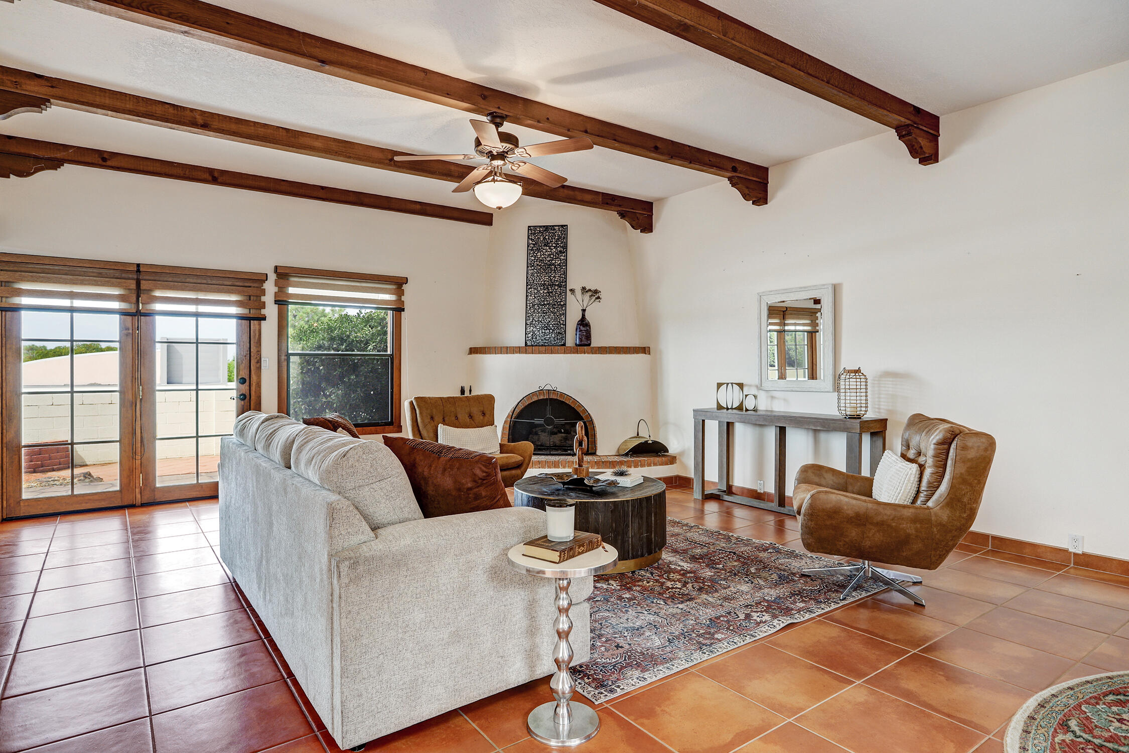 Photo 2 of Townhouse for sale at 5239 Zurich Pl NE, Albuquerque, NM 87111 | MLS# 1111136 | Listing updated on 2026-09-18