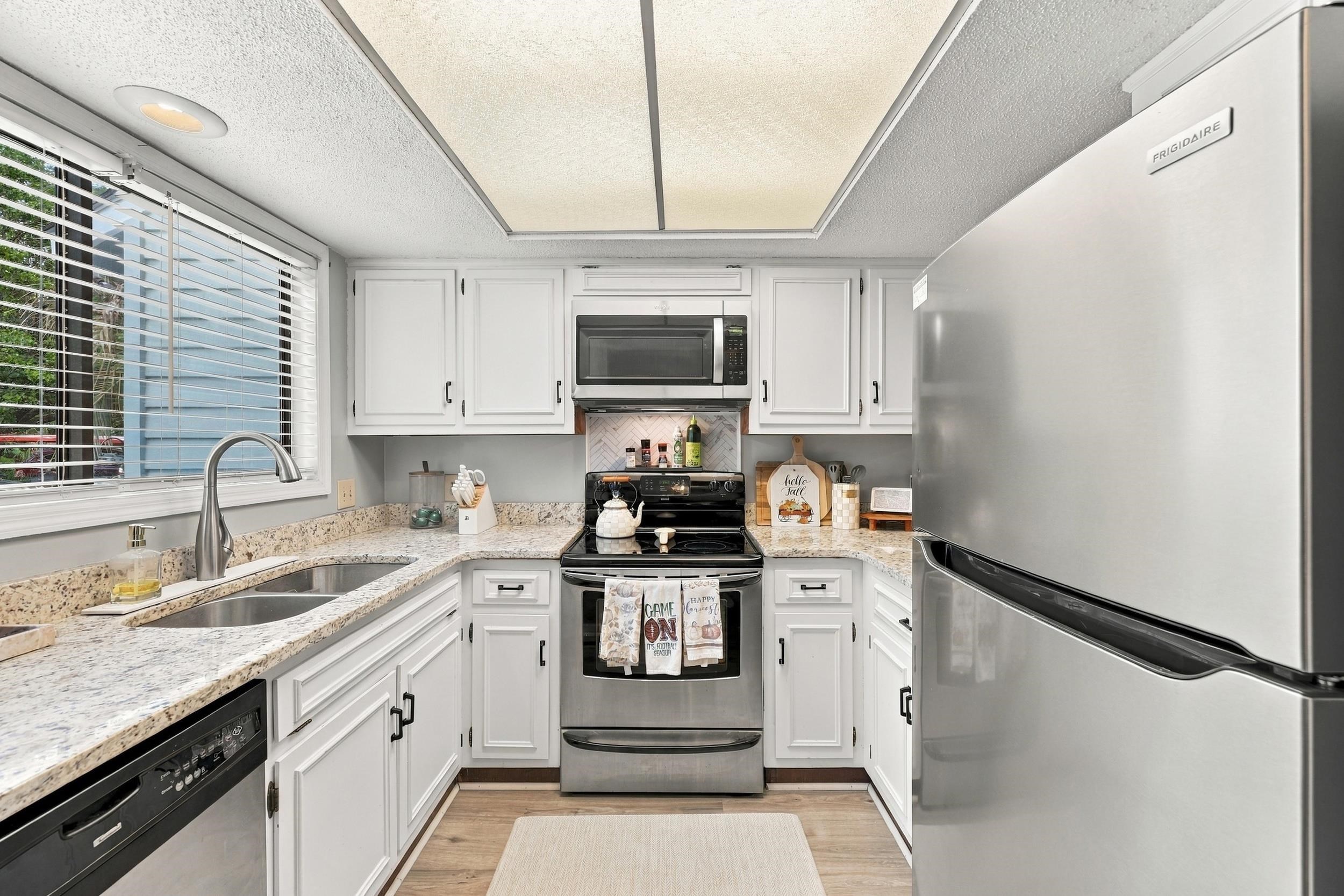 Photo 3 of Townhouse for sale at 100 Shadow Moss Pl #21, North Myrtle Beach, SC 29582 | MLS# 2623061 | Listing updated on 2026-09-18