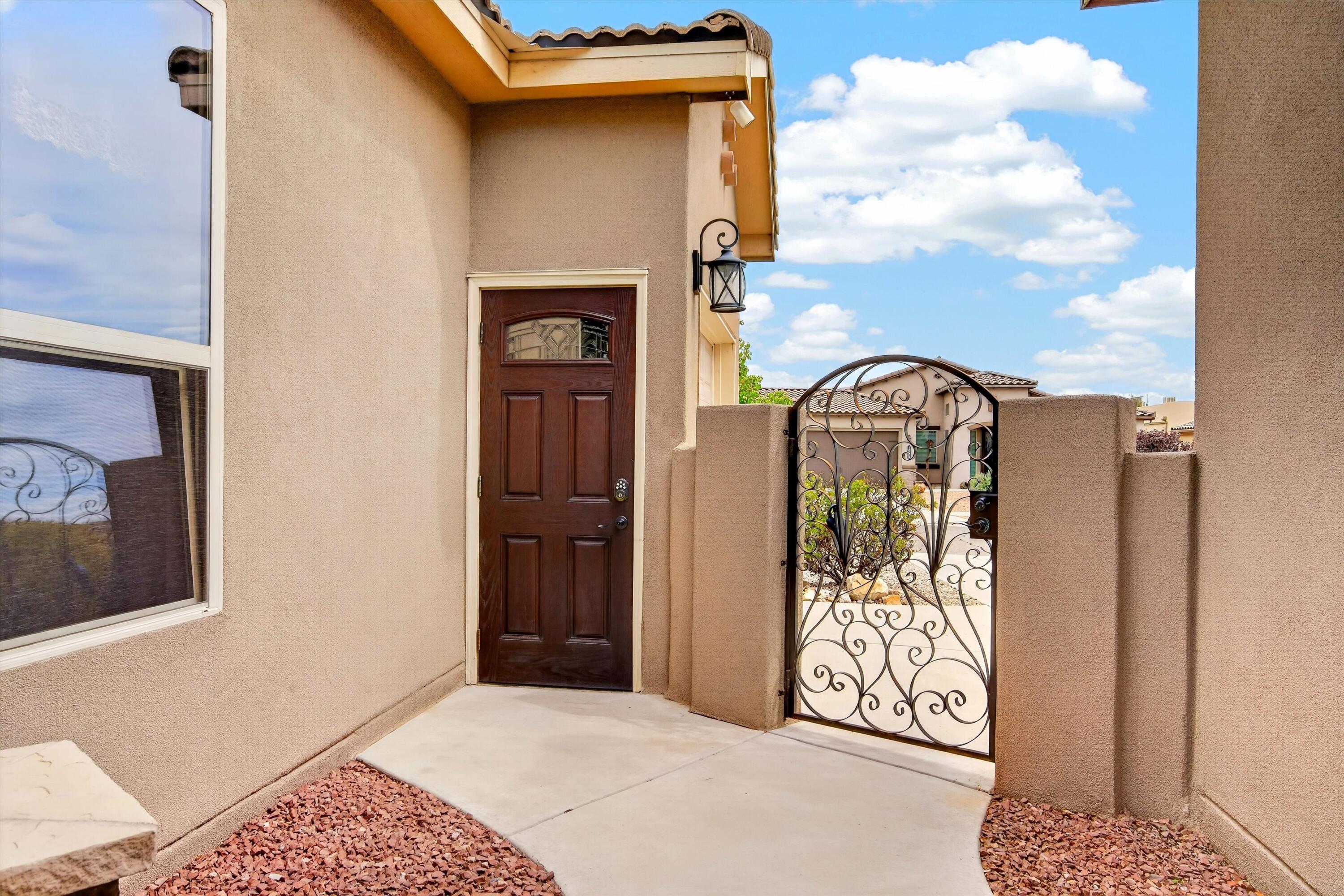 Photo 3 of Single family home for sale at 1621 Roble Dr SE, Rio Rancho, NM 87124 | MLS# 1111132 | Listing updated on 2026-09-18
