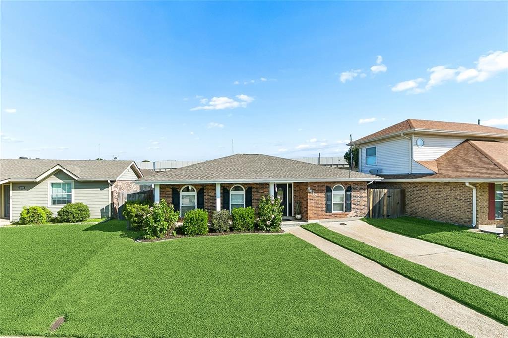 Photo 2 of Single family home for sale at 5017 Wabash St, Metairie, LA 70001 | MLS# 2577844 | Listing updated on 2026-09-21