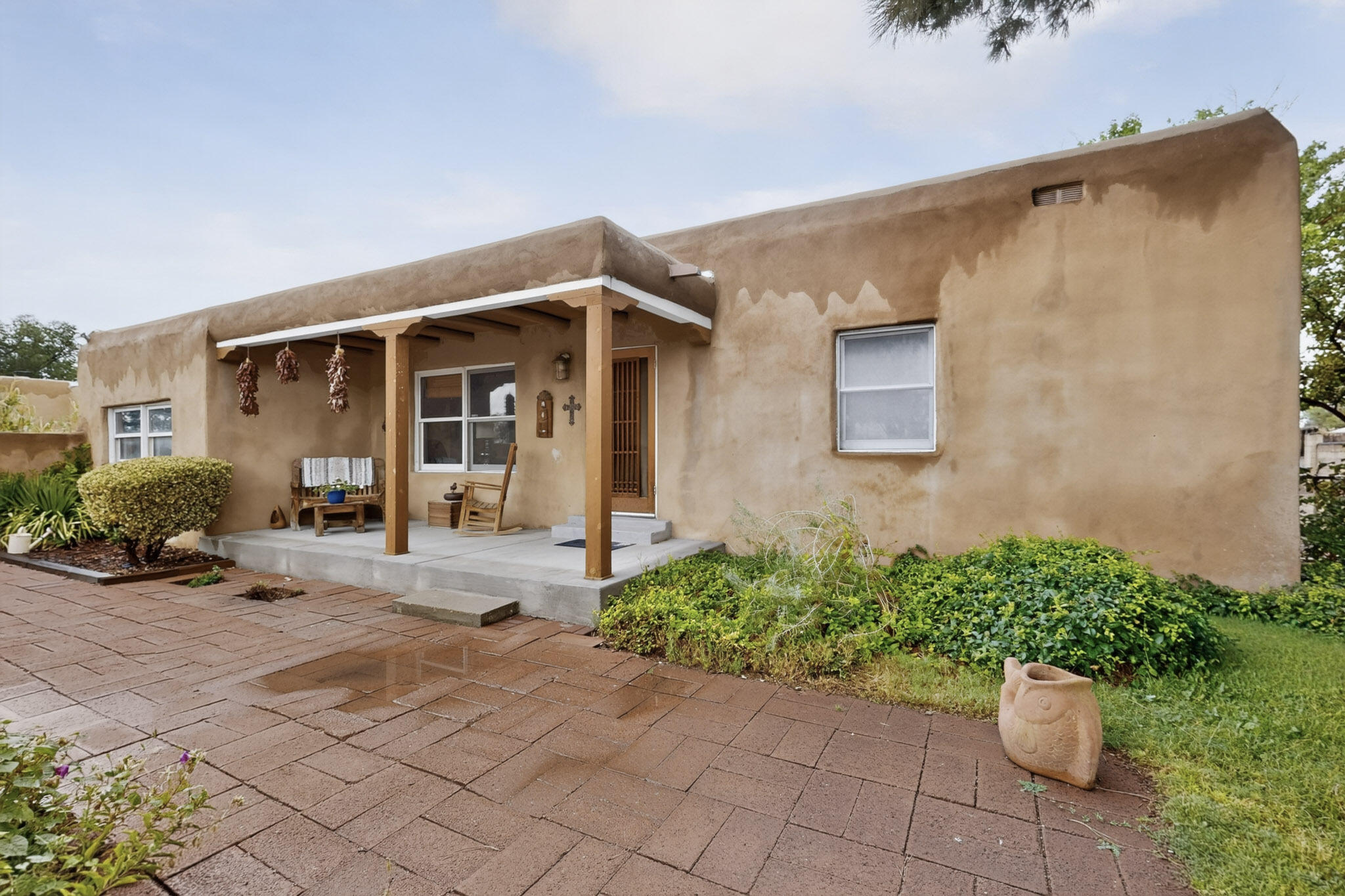 Single family home for sale at 117 Carlito Rd NW, Albuquerque, NM 87107 | MLS# 1111182