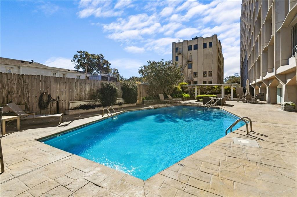 Photo 3 of Condo for sale at 2100 St Charles Ave #5C, New Orleans, LA 70130 | MLS# 2577858 | Listing updated on 2026-09-18