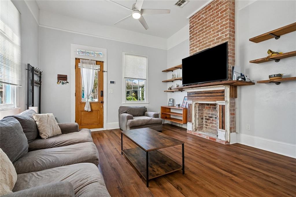 Photo 3 of House for sale at 2332 34 Chippewa St, New Orleans, LA 70130 | MLS# 2577881 | Listing updated on 2026-09-18