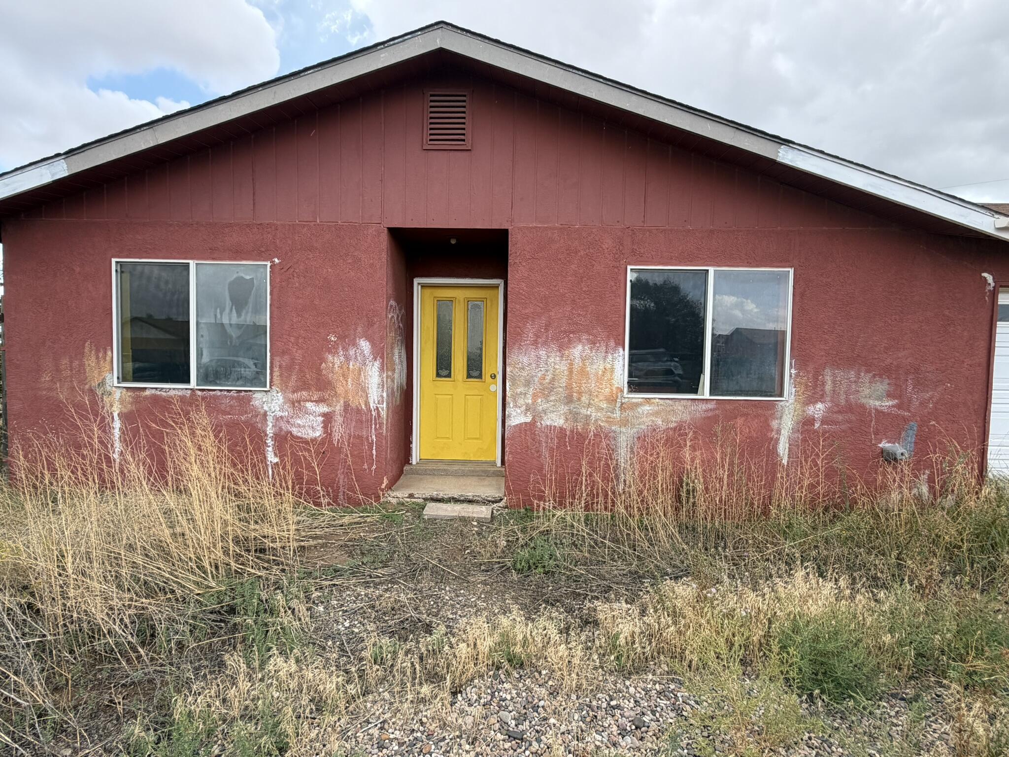 Photo 3 of Single family home for sale at 7 Maria Ln, Edgewood, NM 87015 | MLS# 1111195 | Listing updated on 2026-09-18
