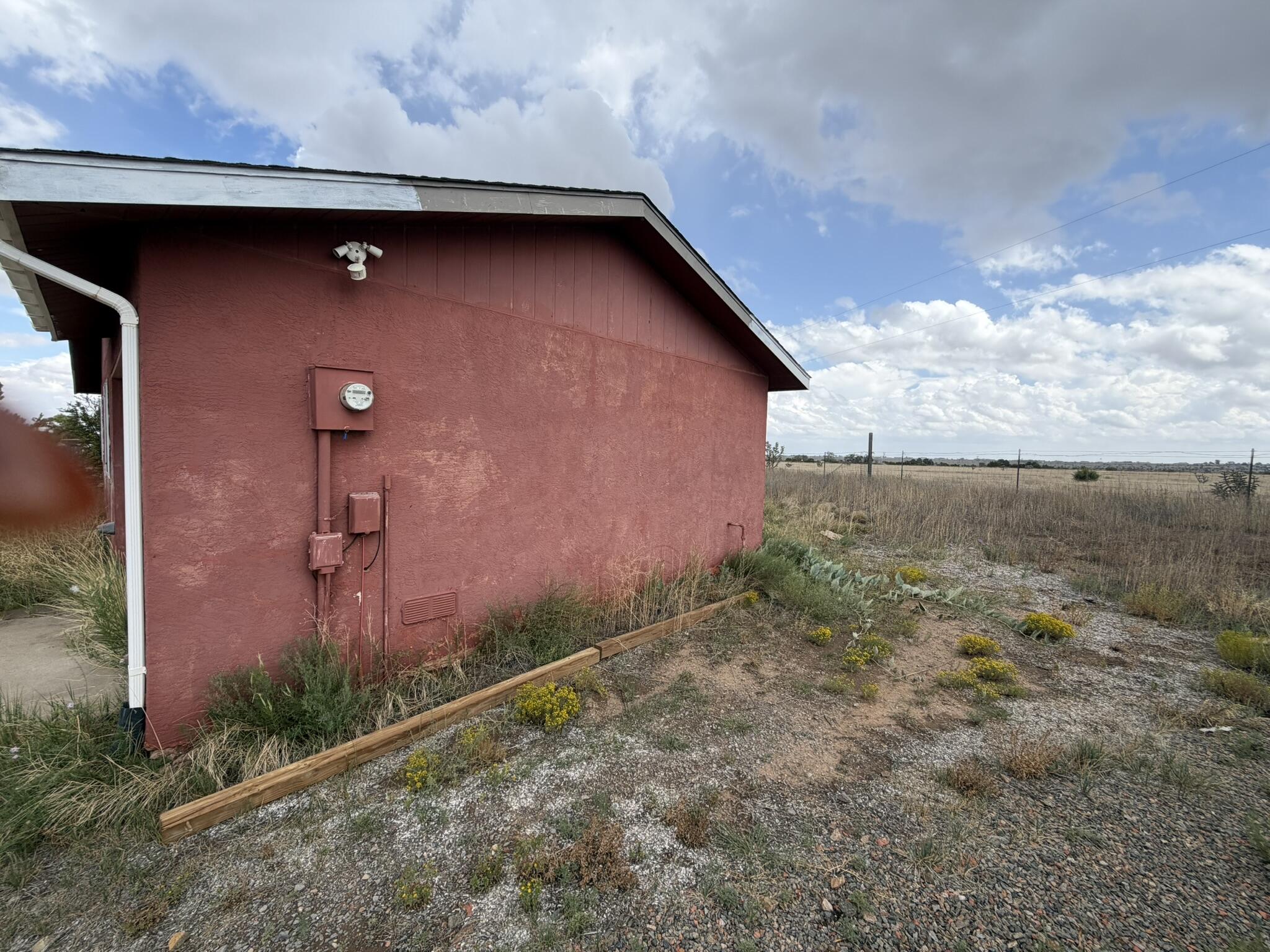 Photo 3 of Single family home for sale at 7 Maria Ln, Edgewood, NM 87015 | MLS# 1111195 | Listing updated on 2026-09-18