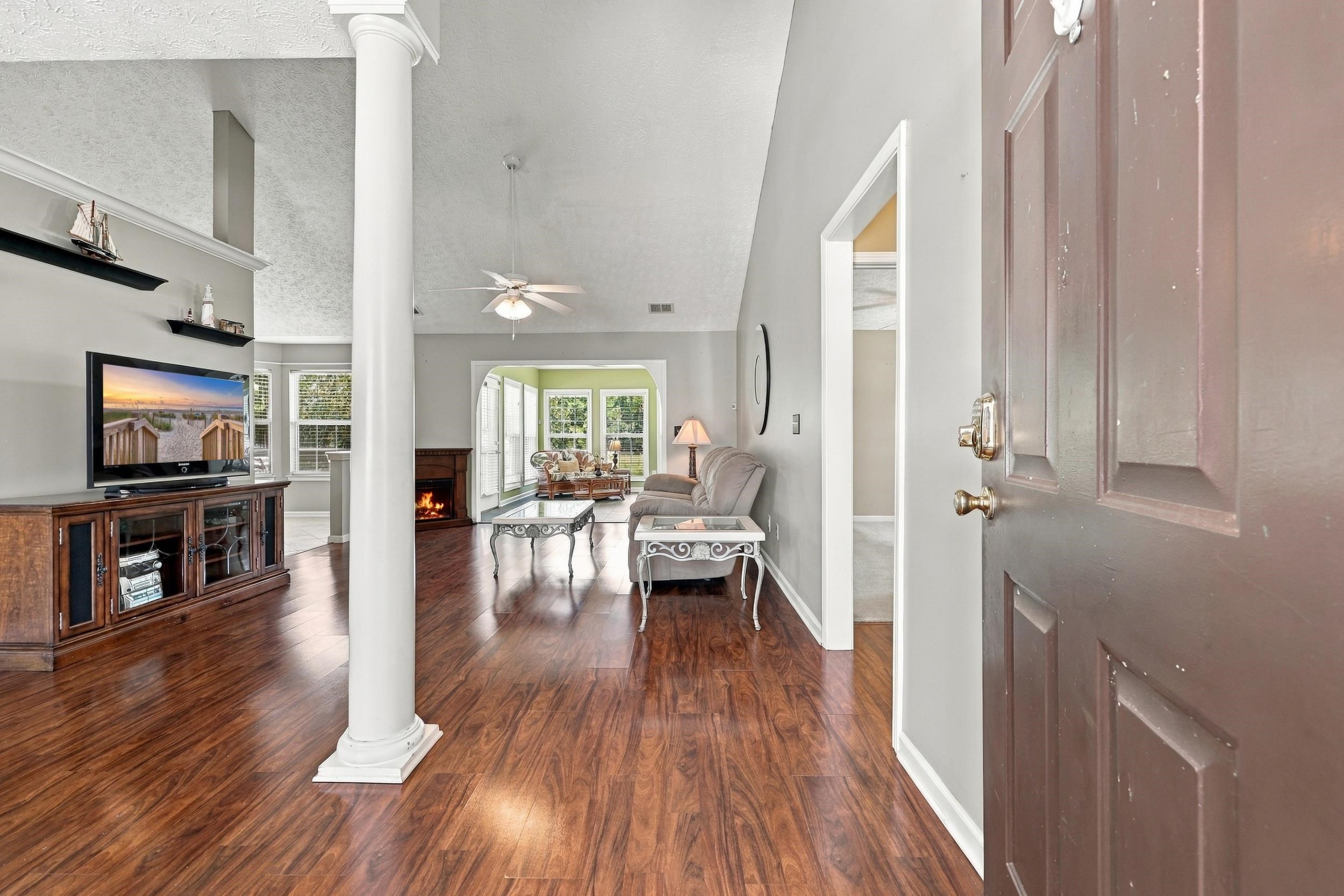 Photo 2 of Single family home for sale at 529 Oakmont Dr, Myrtle Beach, SC 29579 | MLS# 2623162 | Listing updated on 2026-09-19