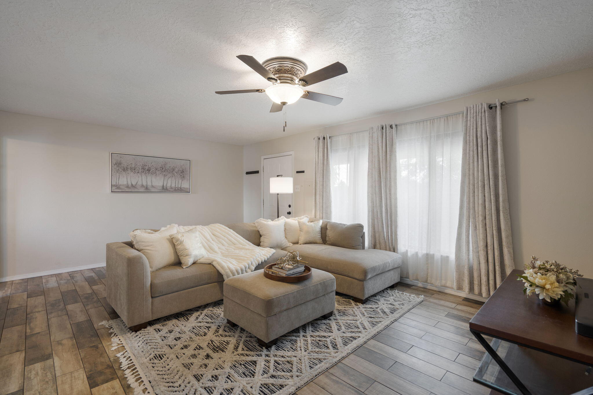 Photo 2 of Single family home for sale at 1518 Del Monte Trl Sw, Albuquerque, NM 87121 | MLS# 1111210 | Listing updated on 2026-09-18
