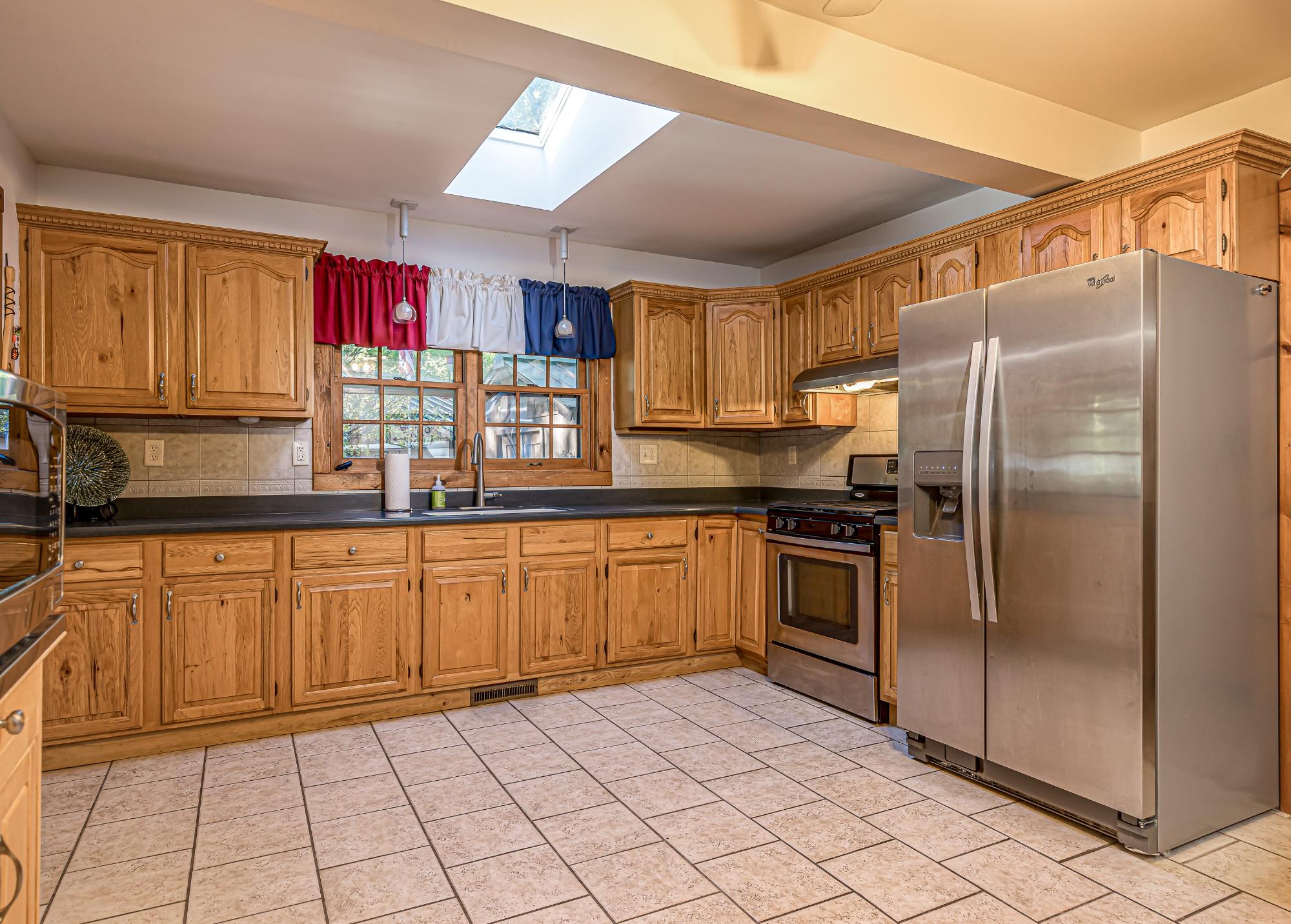 Squirrel Lake Property 8582 Bakely Cir Photo 6