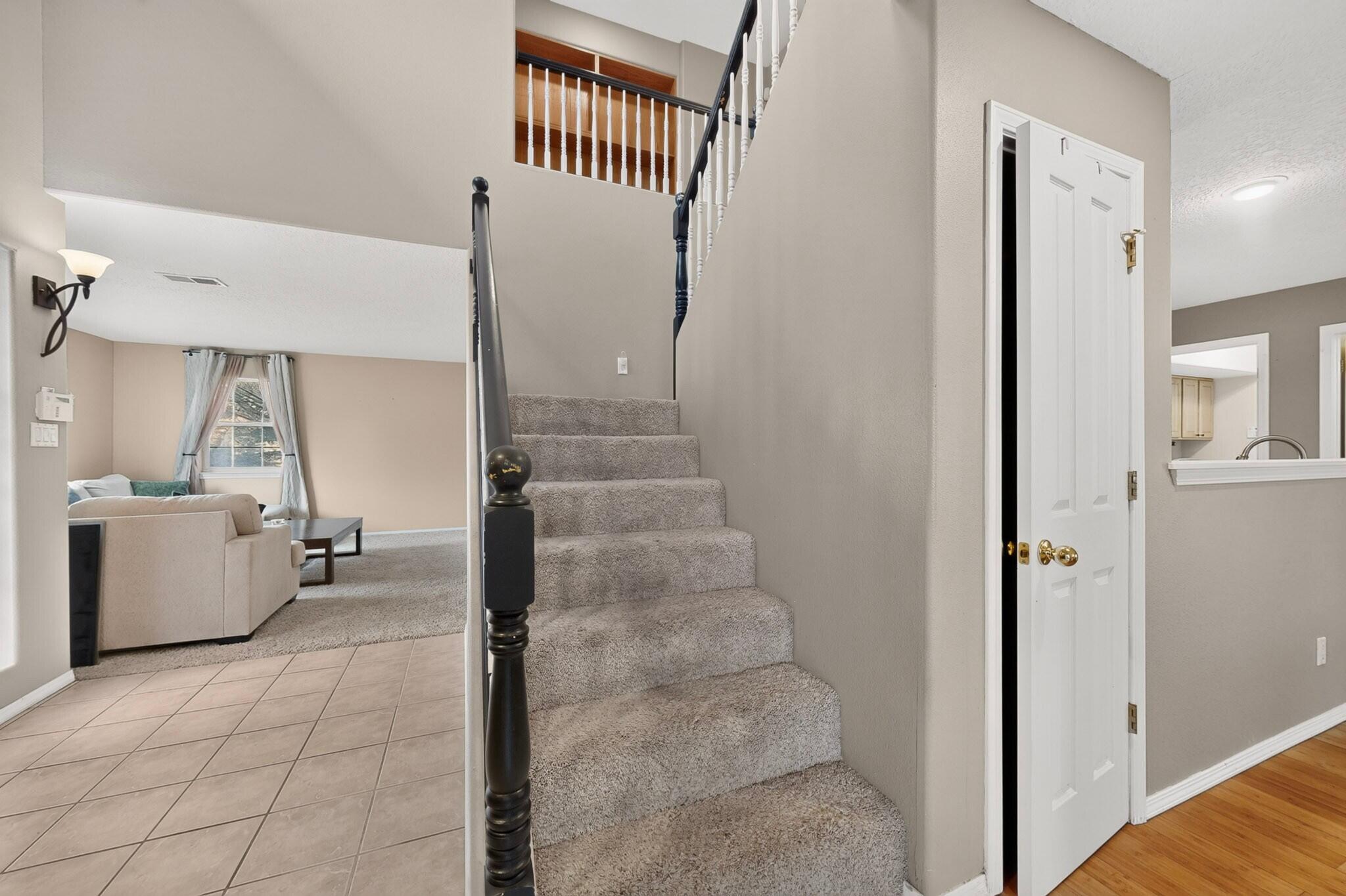 Photo 3 of Single family home for sale at 10201 Snowflake Ct Nw, Albuquerque, NM 87114 | MLS# 1111220 | Listing updated on 2026-09-18