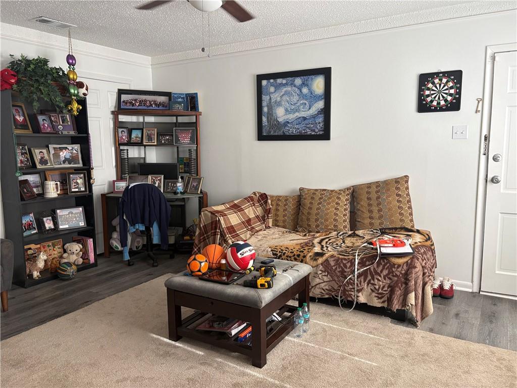 Photo 3 of House for sale at 6111-6113 Mitchell Ave, Metairie, LA 70003 | MLS# 2577771 | Listing updated on 2026-09-21