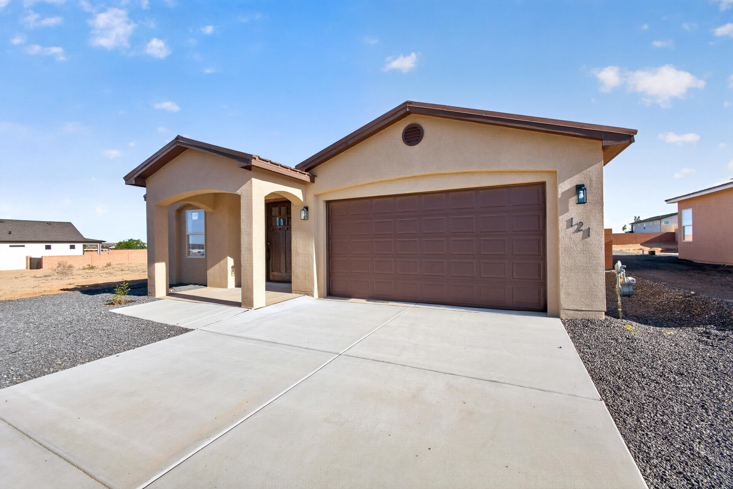 Photo 2 of Single family home for sale at 121 9th Avenue Nw, Rio Rancho, NM 87124 | MLS# 1111370 | Listing updated on 2026-10-08