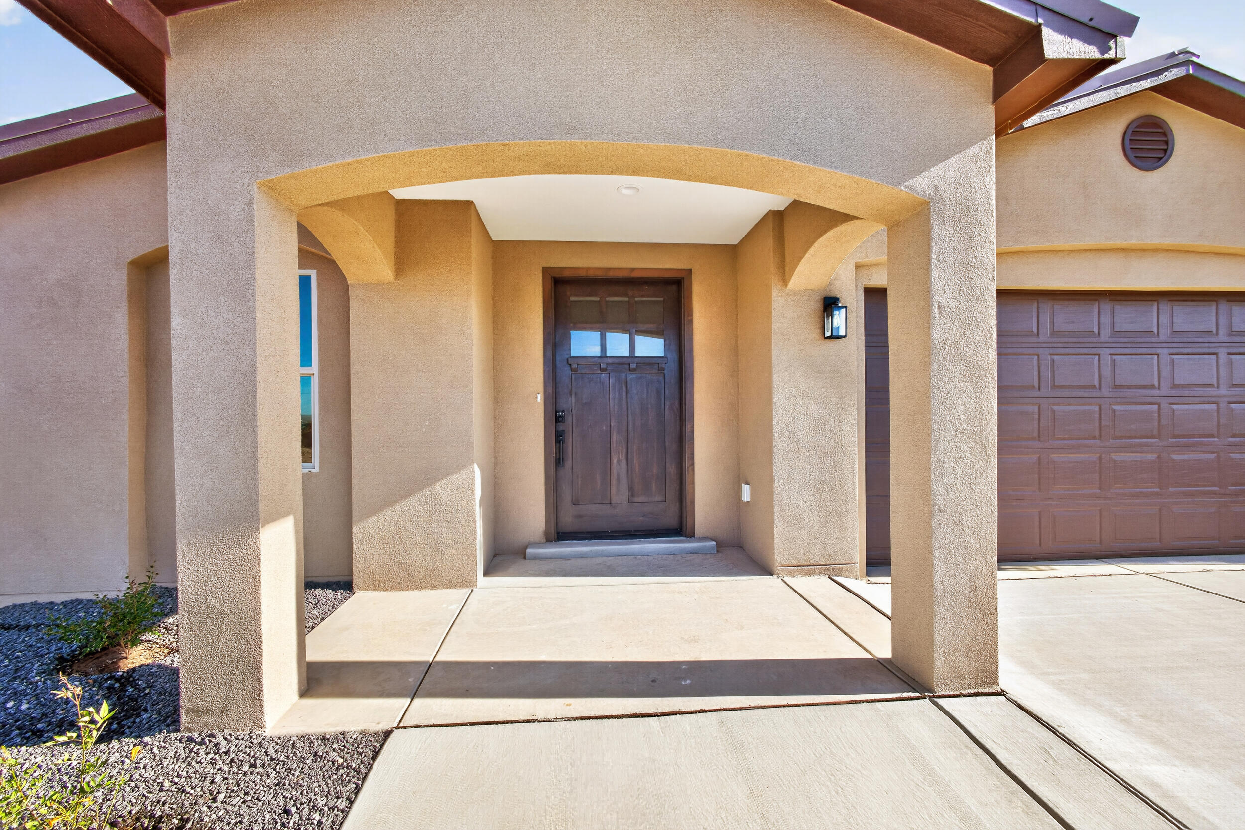 Photo 3 of Single family home for sale at 121 9th Avenue NW, Rio Rancho, NM 87124 | MLS# 1111370 | Listing updated on 2026-09-23