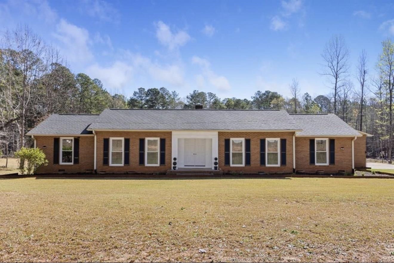Photo 1 of Single family home for sale at 2083 Mount Carmel Rd, Abbeville, SC 29620 | MLS# 2623541 | Listing updated on 2026-10-05