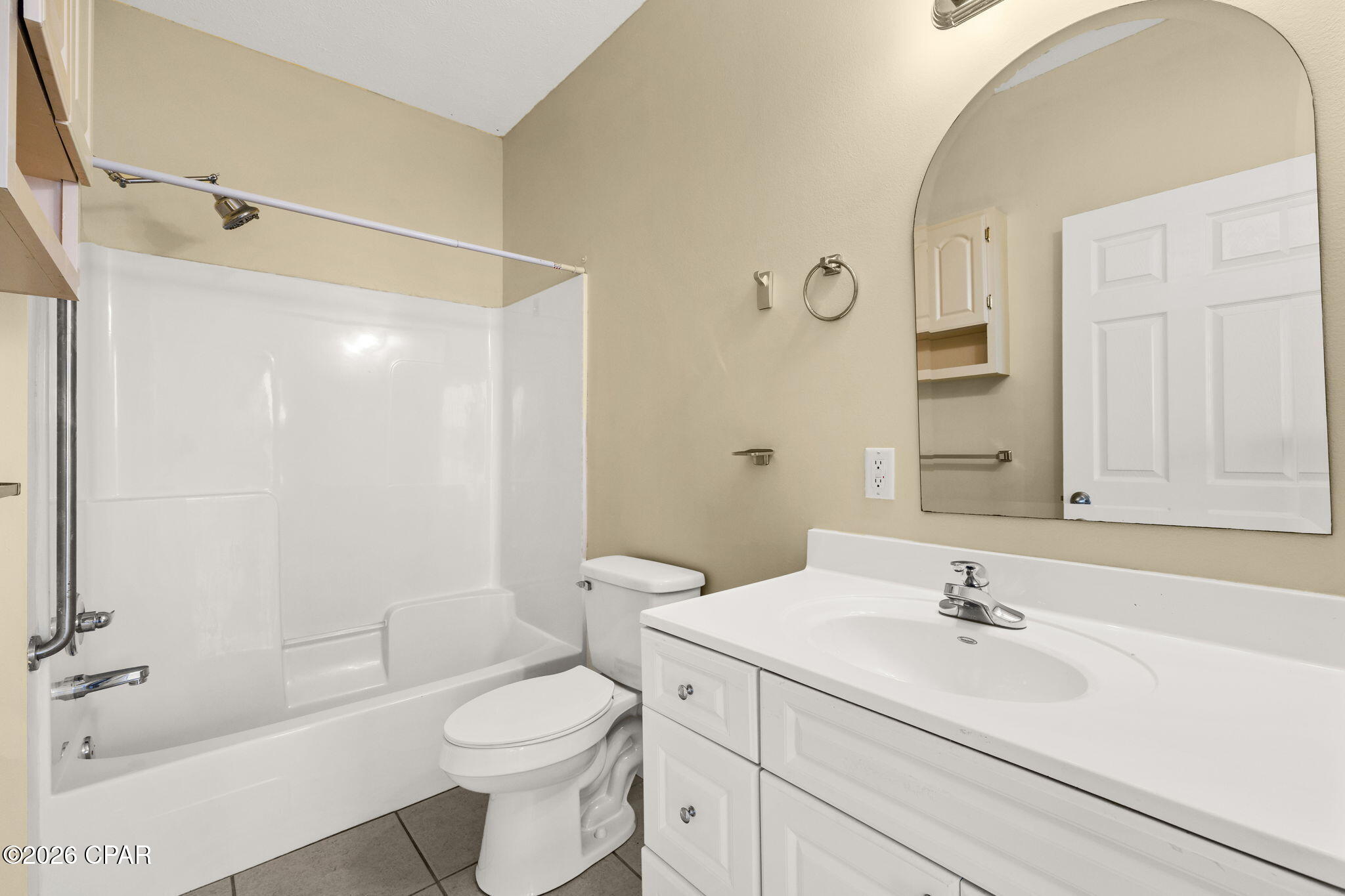 5900 Hilltop Avenue, Panama City Beach, FL 32408 thumbnail, photo 28 of 46