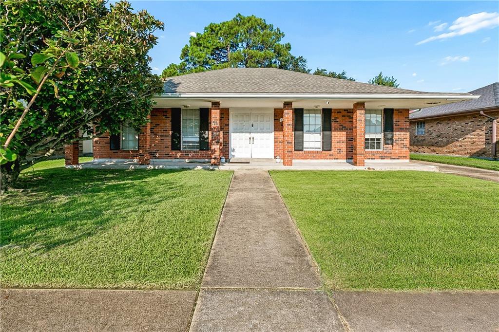 Photo 2 of Single family home for sale at 4225 Beaujolais Dr, Kenner, LA 70065 | MLS# 2578578 | Listing updated on 2026-10-02