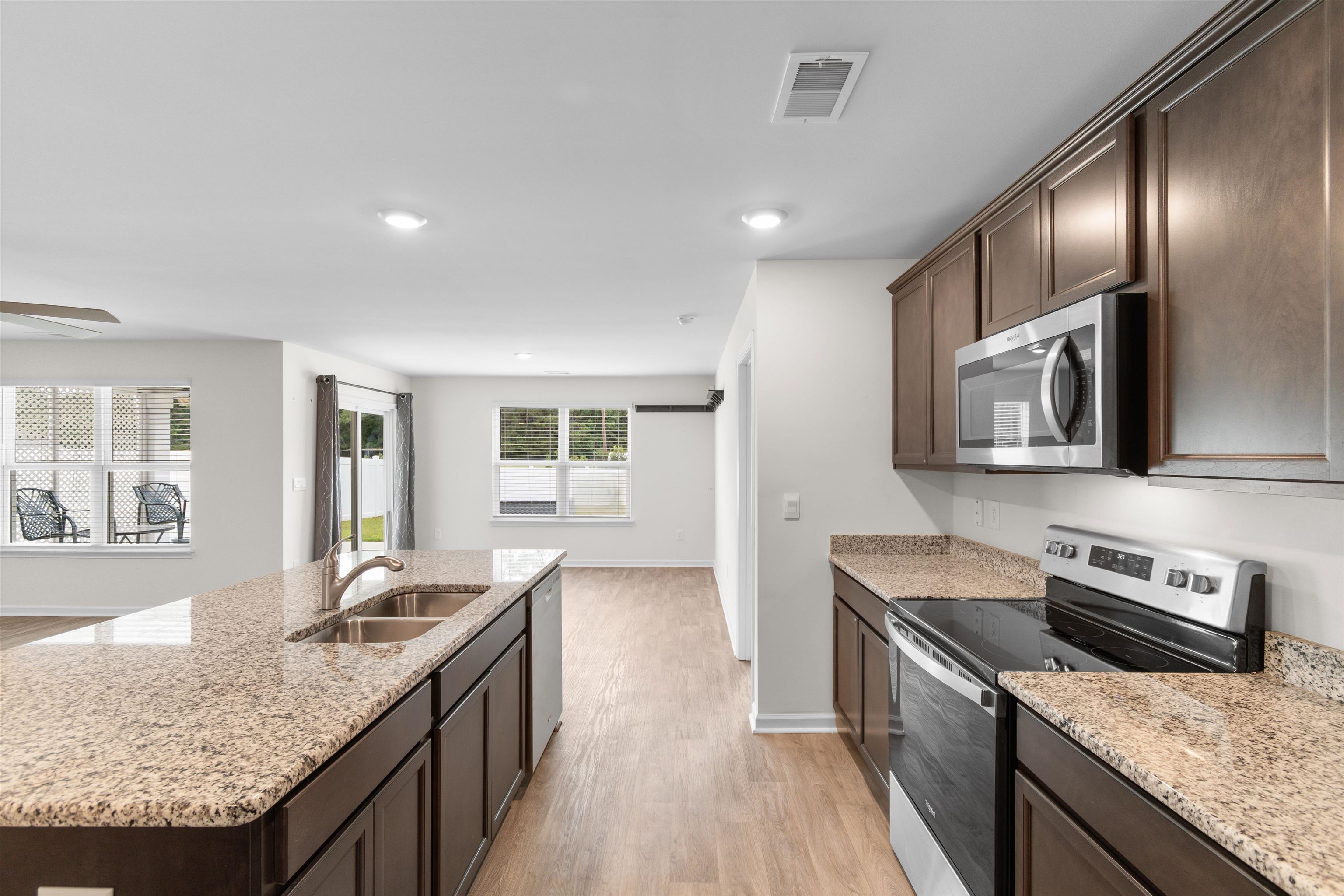 Photo 1 of Single family home for sale at 532 Woodland Farms Cir, Aynor, SC 29511 | MLS# 2623625 | Listing updated on 2026-10-04