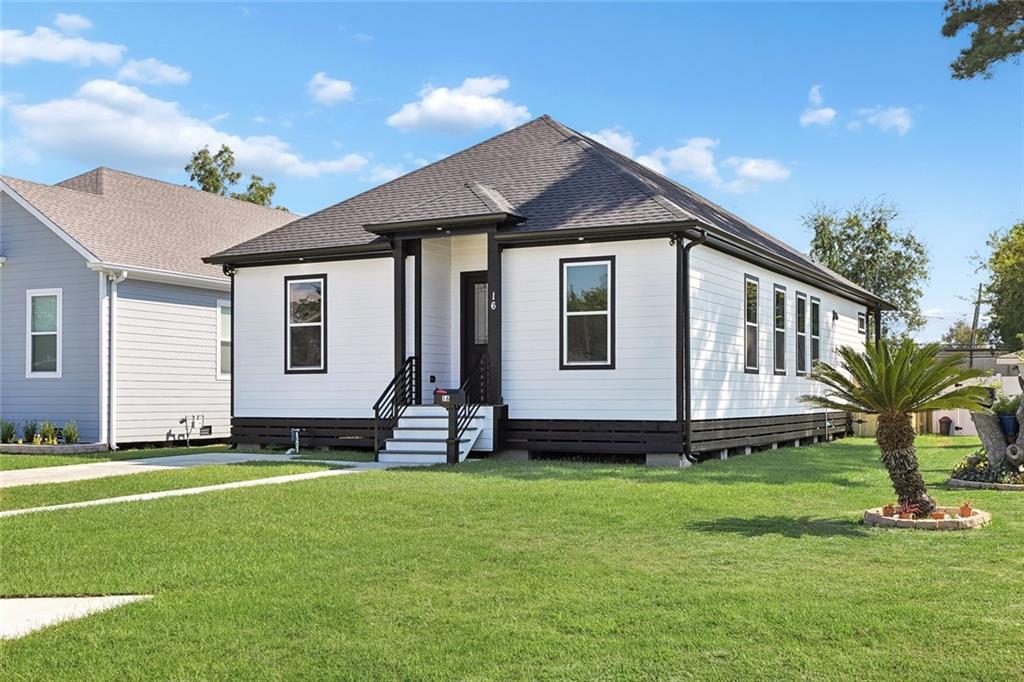 Photo 1 of Single family home for sale at 16 Fairlane Dr, Metairie, LA 70003 | MLS# 2578505 | Listing updated on 2026-10-06