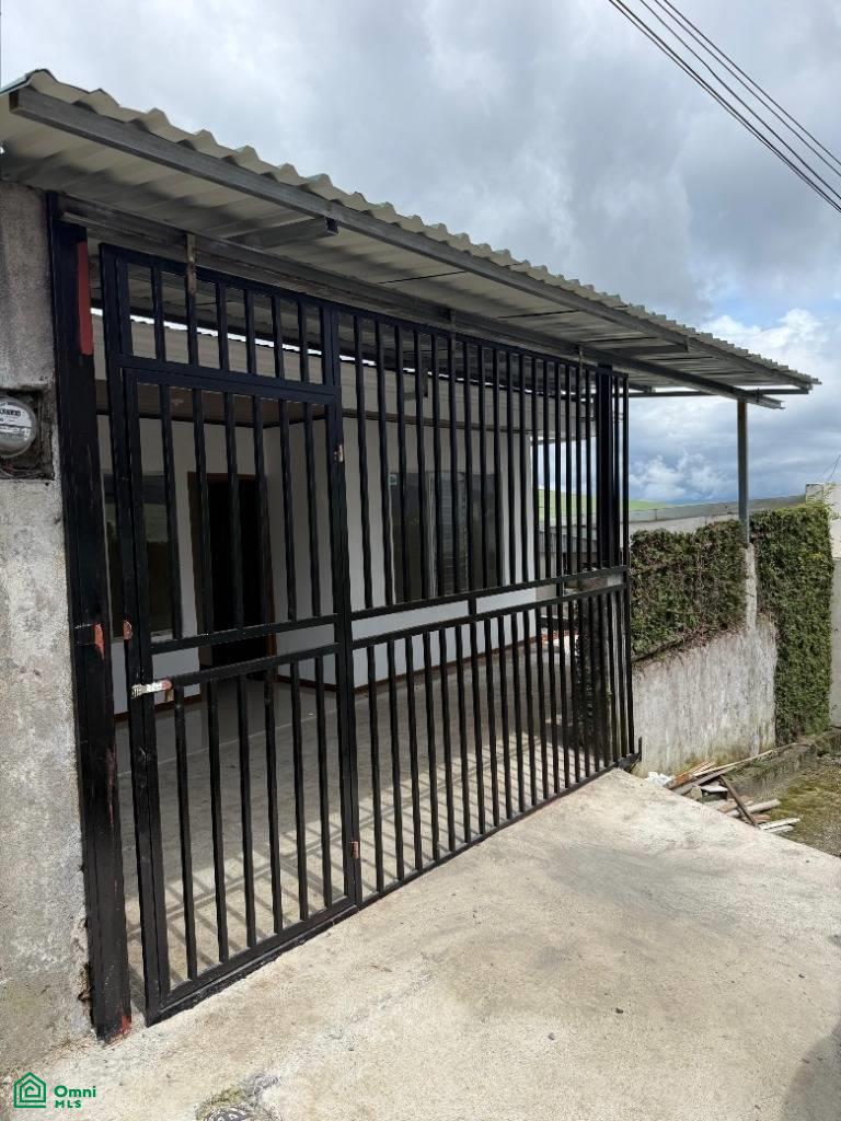 4 bed Single Family Homes For Sale in Jimenez, Cartago - 1
