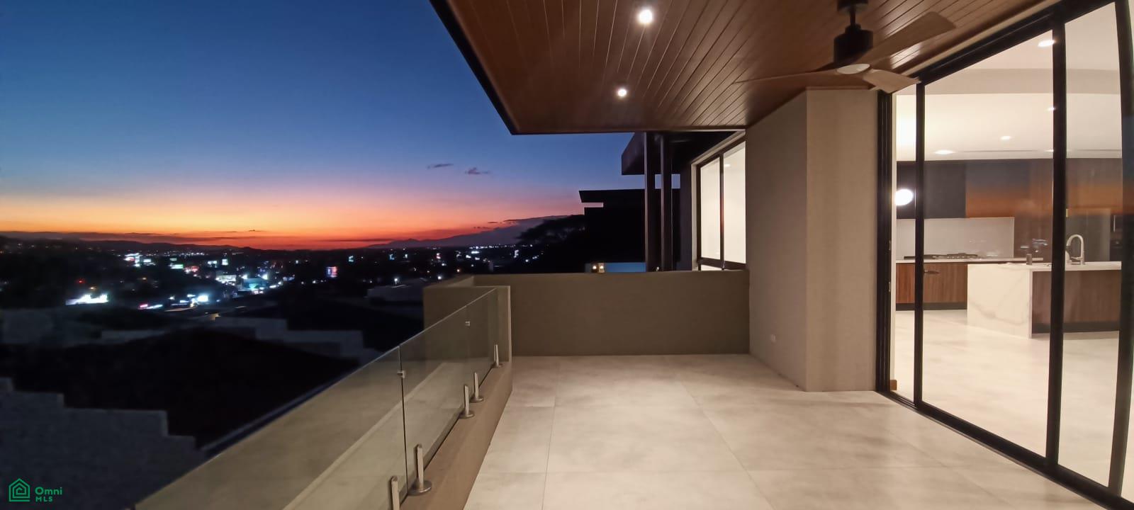 4 bed Single Family Homes For Sale in Pozos, San Jose - 1