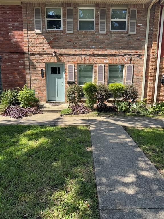 Photo 1 of Condo for sale at 300 Coral Ave #G, Terrytown, LA 70056 | MLS# 2578620 | Listing updated on 2026-09-25