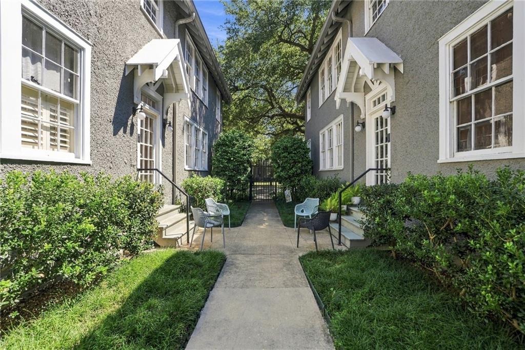 Photo 3 of Condo for sale at 910 S Carrolton Ave #L, New Orleans, LA 70118 | MLS# 2578703 | Listing updated on 2026-09-29