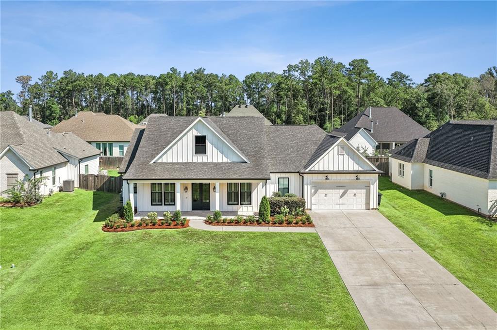 Photo 1 of Single family home for sale at 724 Elise Ln, Madisonville, LA 70447 | MLS# 2577475 | Listing updated on 2026-09-25