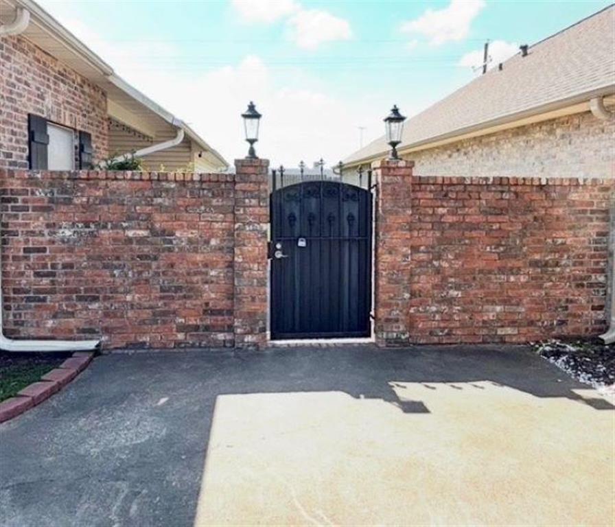 203 Pecanwood Drive — photo 5
