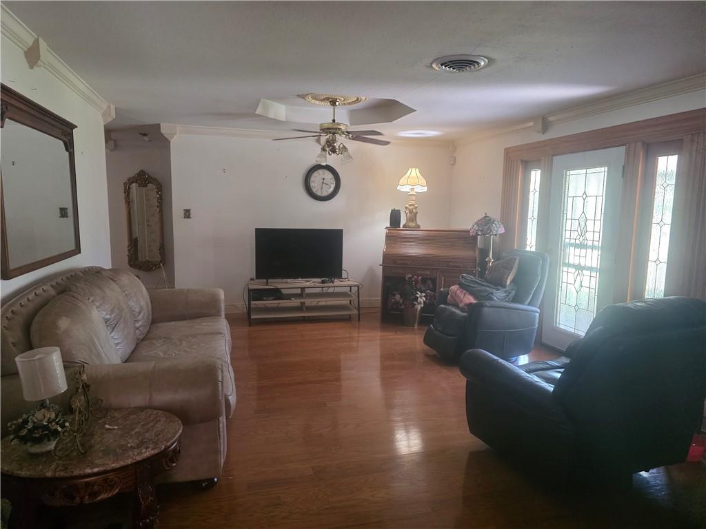 Photo 3 of Single family home for sale at 8136 Franwood Dr, Baton Rouge, LA 70806 | MLS# 2578839 | Listing updated on 2026-09-26