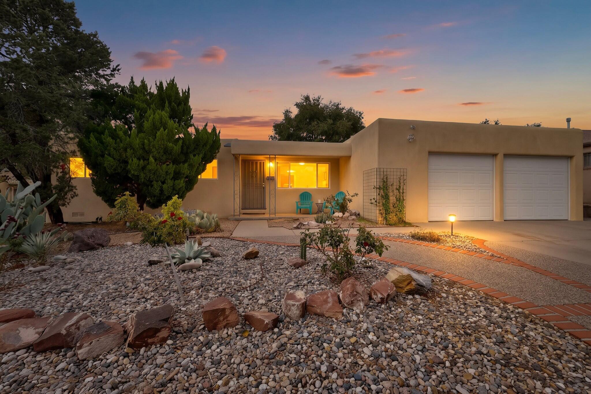 9805 Mesa Arriba Avenue, Albuquerque NM 87111