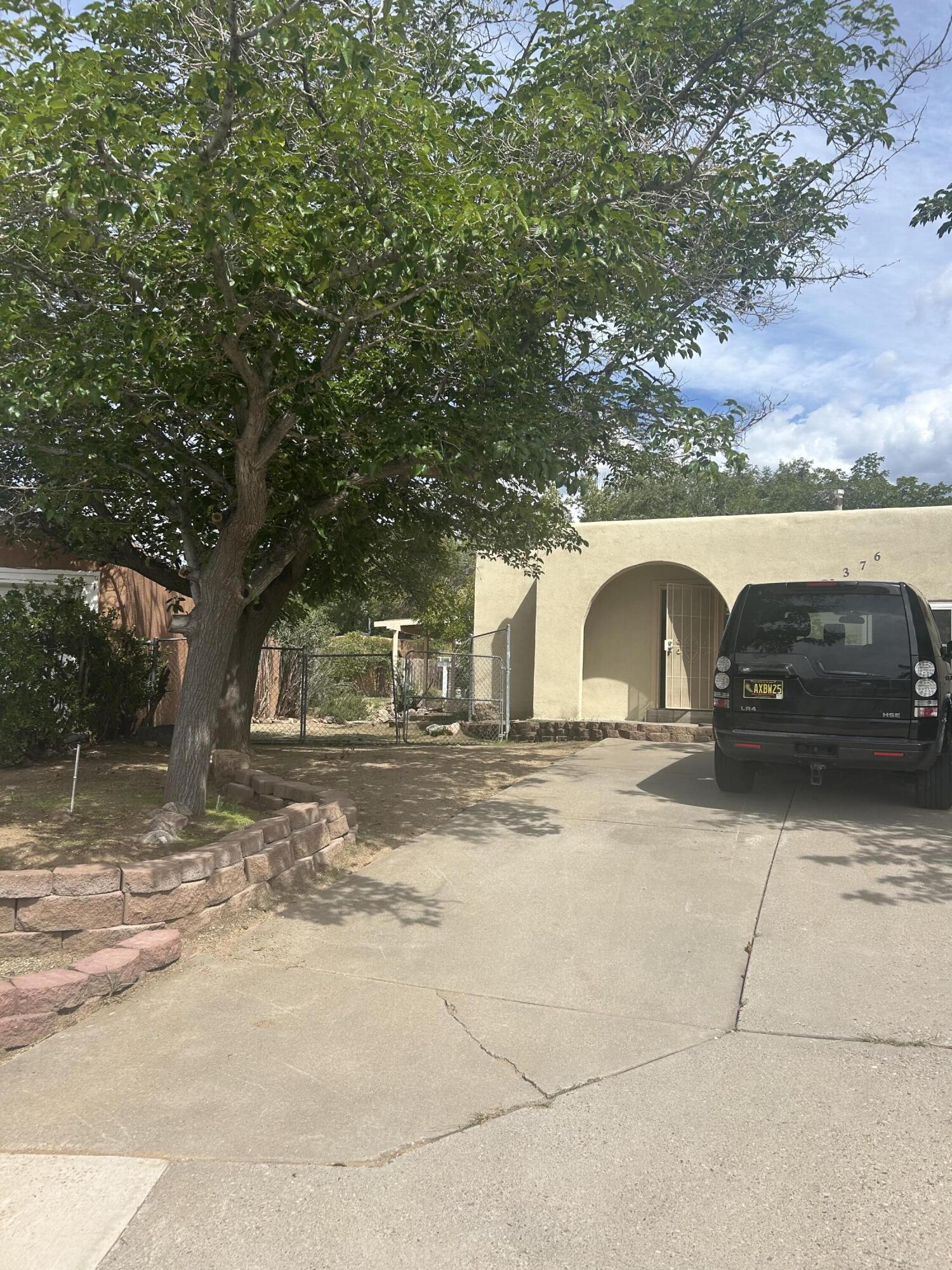 Photo 2 of Single family home for sale at 13376 Camino Del Norte NE, Albuquerque, NM 87123 | MLS# 1111576 | Listing updated on 2026-10-05